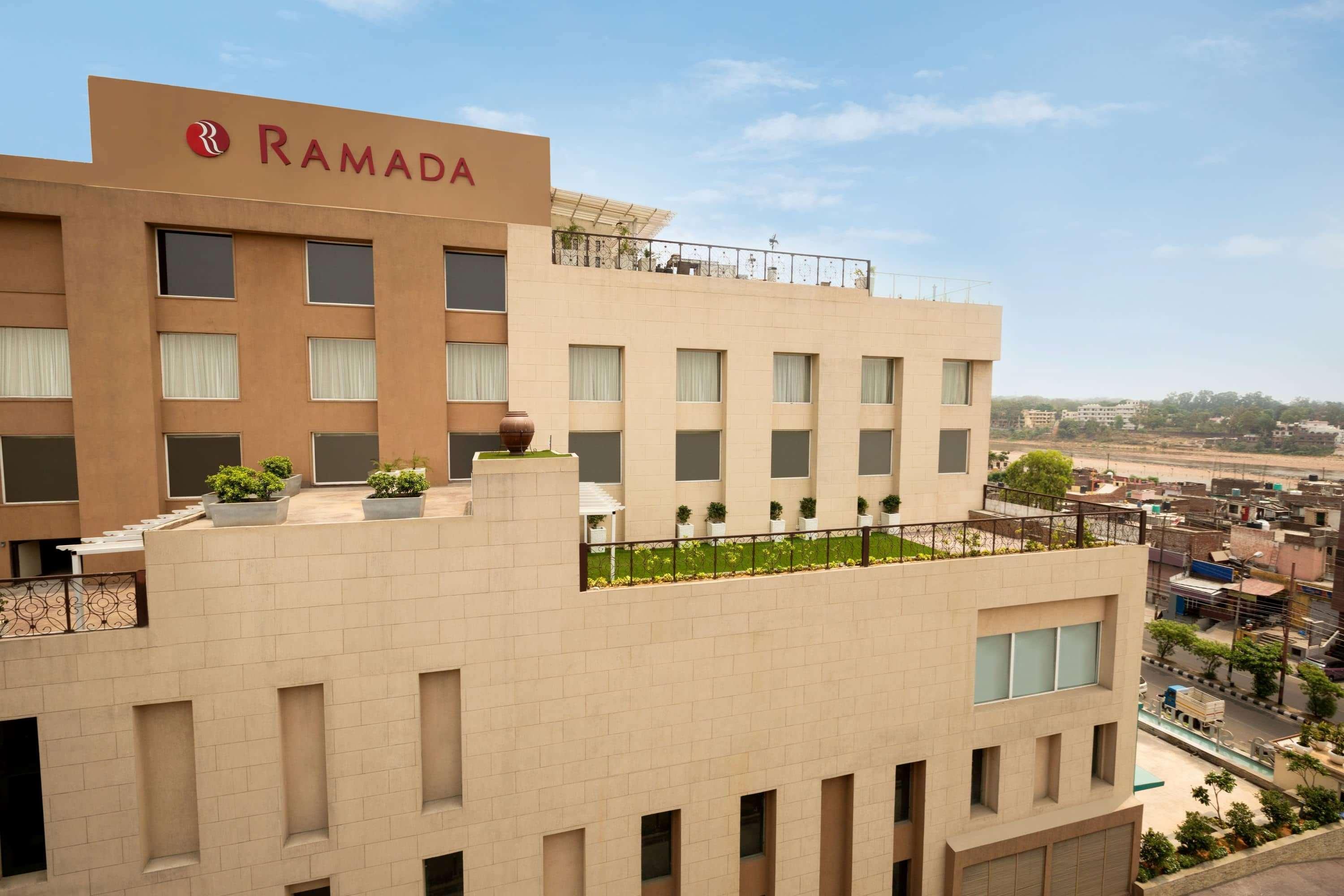 Vivanta Jammu City Centre Exterior foto
